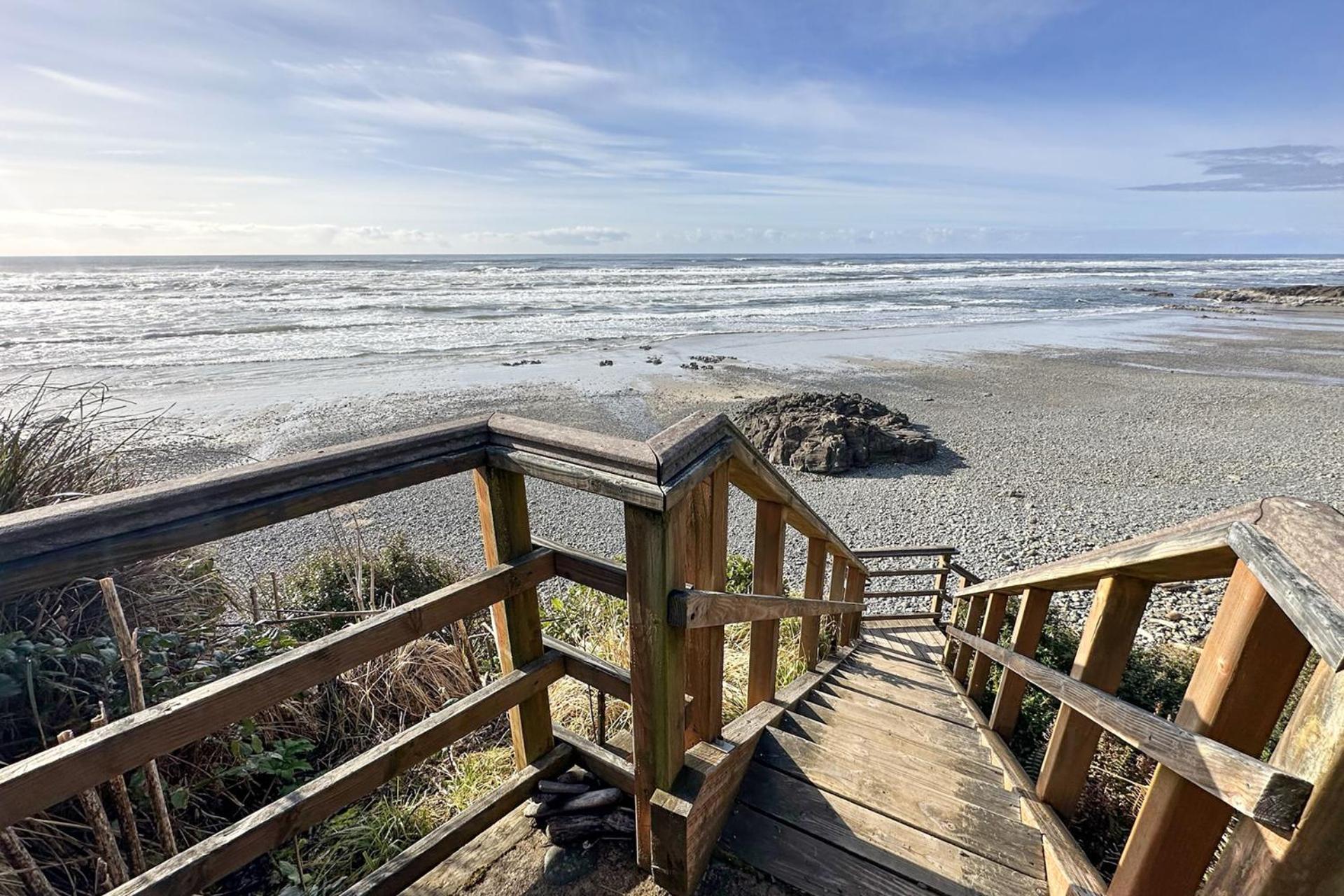 Ocean Front, The Gate House A At Oregon House, Stairs To The Beach! Apartment Searose Beach Exterior photo