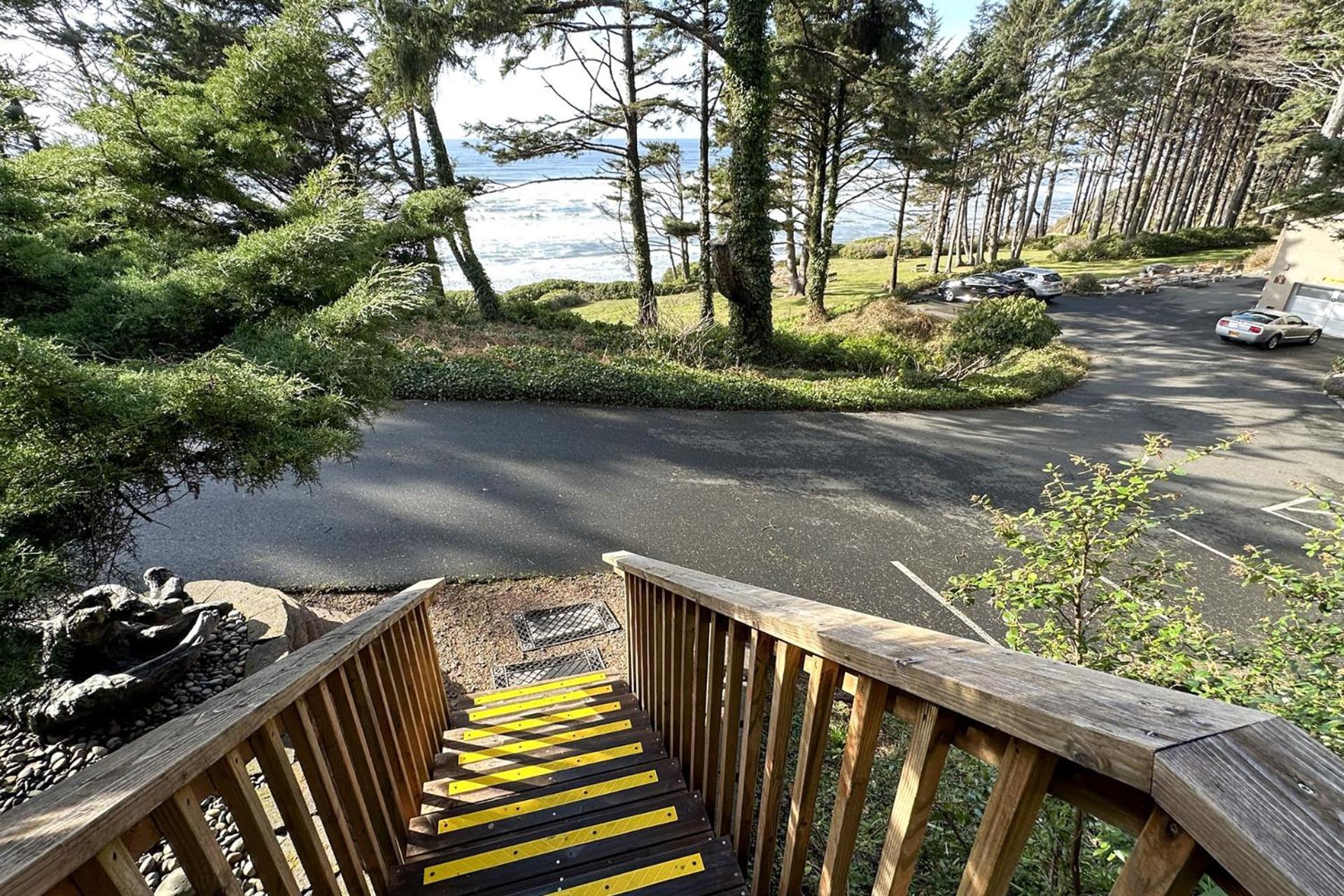 Ocean Front, The Gate House A At Oregon House, Stairs To The Beach! Apartment Searose Beach Exterior photo